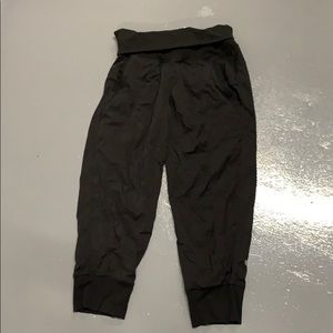 Lululemon light joggers- like new